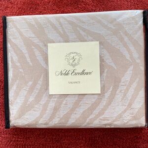 Noble Excellence Grassland One Valance 18 x 84 New